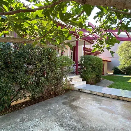Vila Angelos *